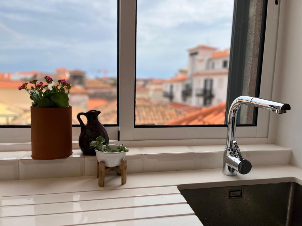 Lovely 2-Bedroom Rental Unit In Historic Funchal Екстериор снимка